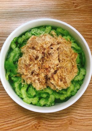 Hình của món Khổ qua chà bông.