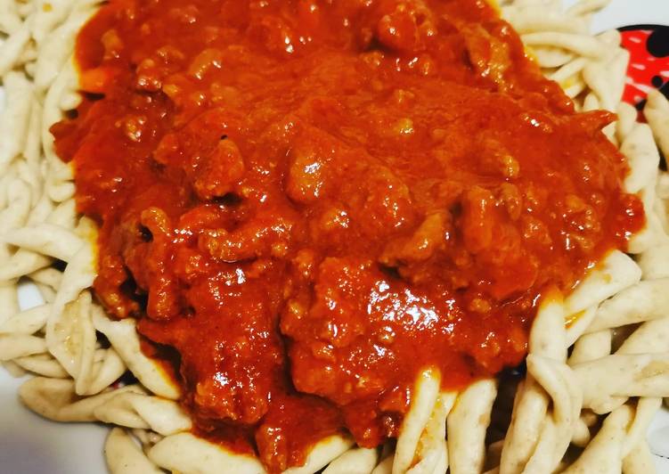 Recipe of Quick Strozzapreti integrali freschi al ragù