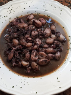 Una foto de Puntillas de chipirones al ajillo
