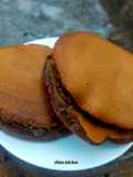 Dorayaki Selai Cokelat