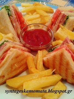 A picture of Σπιτικό club sandwich.