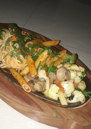 A picture of Italian veg sizzler.