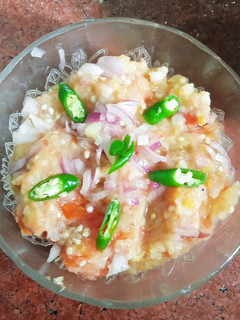 बैंगन का भरता (Baingan ka bharta recipe in hindi) रेसिपी मुख्य फोटो