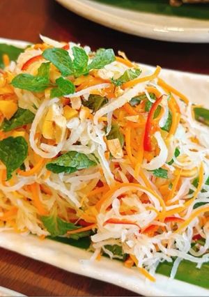 Hình của món Nộm Su Hào Truyền Thống.
