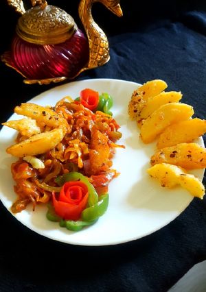ક્રન્ચી આલુ મિક્સ વેજ સબ્જી(Crunchy Aloo Mix Veg. Sabji Recipe In Gujarati) રેસીપી મુખ્ય ફોટો