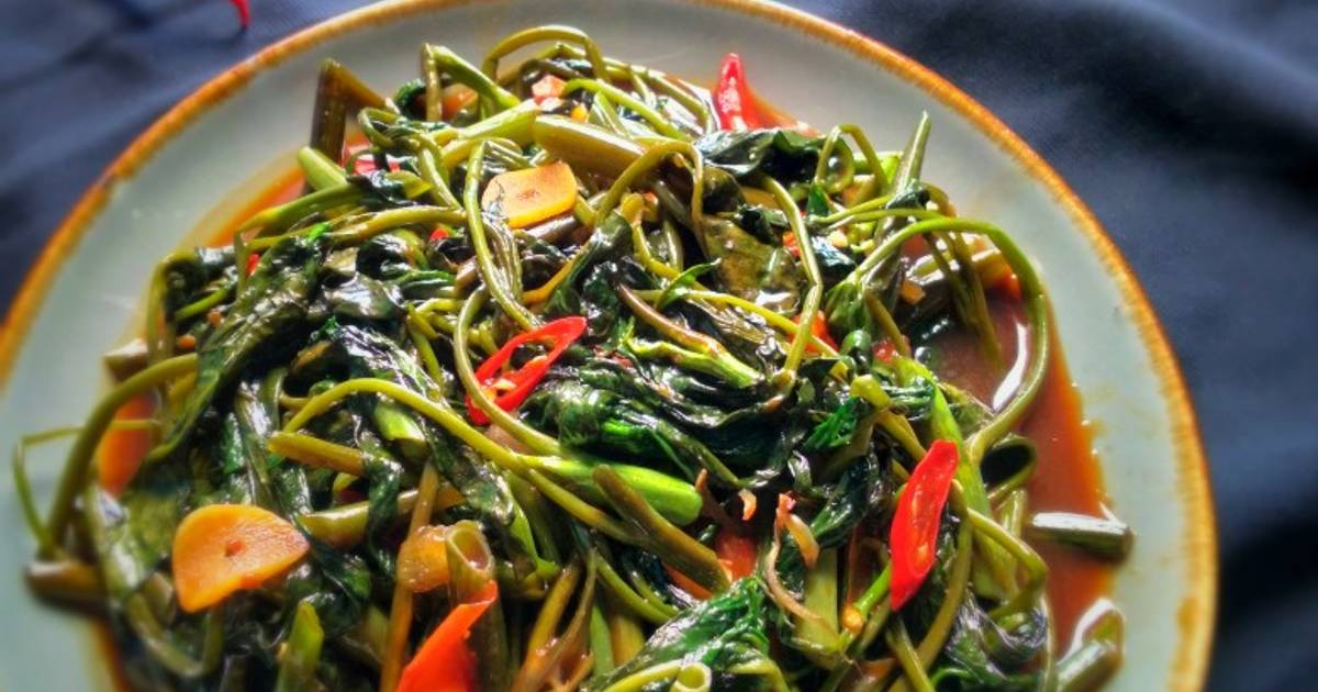 Resep Tumis Kangkung Saos Tiram Ala Resto Oleh Nanan Wahyuni Cookpad