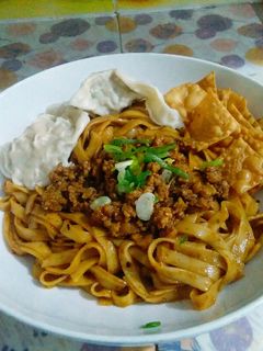Foto resep Kwetiau pangsit chicken dumpling
