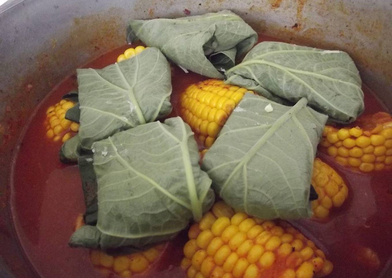 Elotes con molotitos de picadillo de pollo correa