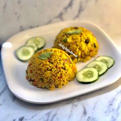 A picture of Fried cous cous.