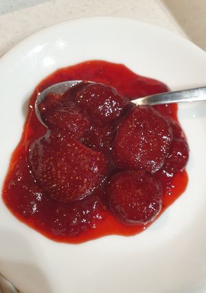 Φωτογραφία της συνταγής 🍓 Εύκολο και γρήγορο Γλυκό του κουταλιού φράουλα! 🍓