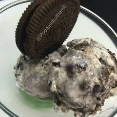 A picture of Oreo icecream.