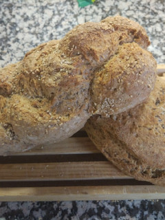 Una foto de Pan de espelta y centeno