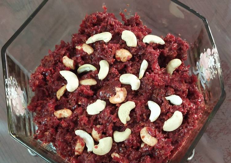 Simple Way to Prepare Quick Beetroot Halwa