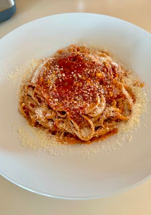 Φωτογραφία της συνταγής Linguine al Pomodoro: Η Απόλυτη Ιταλική Συνταγή με 5 Υλικά