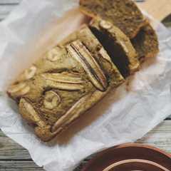A picture of Moist Matcha Banana Cake #NoMixer cake pisang.