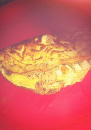 A picture of Stuffed omlette.