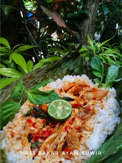Foto resep Nasi bakar ayam suwir kemangi