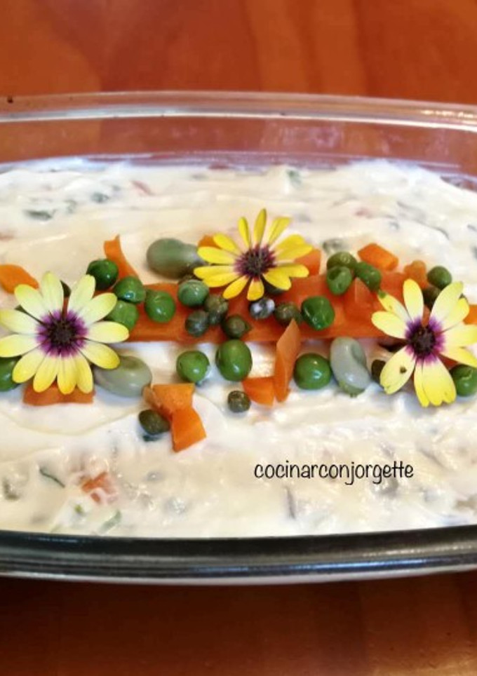 Una foto de Ensaladilla de primavera con atún