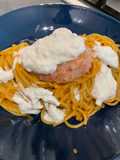 Assoluto di gamberi viola e stracciatella di burrata