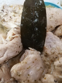 Una foto de Pollo al ajillo en Mambo
