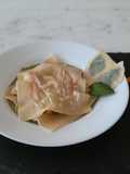 Raviolo aperto zucchine e nasello