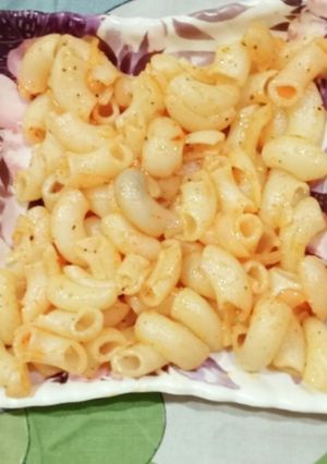 A picture of Macaroni.