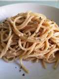 Espaguetis cremosos con magro