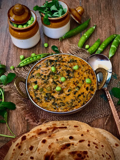 મેથી મટર મલાઈ(Methi Matar malai Recipe in Gujarati) રેસીપી મુખ્ય ફોટો