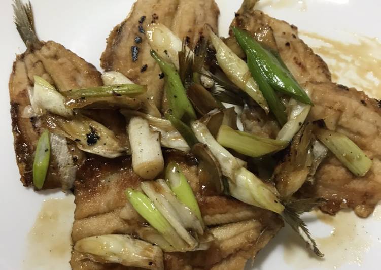 Fried sardines in Soy-balsamic sauce