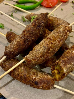 सोया सीख कबाब(soya seekh kabab recipe in hindi) रेसिपी मुख्य फोटो