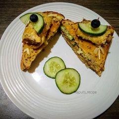 A picture of Egg cheese sandwich.