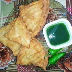 A picture of Spicy Potato Samosay.