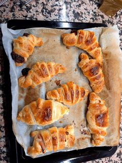 Una foto de Croissant (mis primeros🥐) unos dulces y otros salados