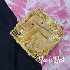 A picture of Tapioca and Wheat flour Rotis.