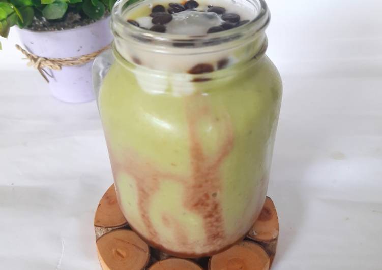 Langkah Mudah untuk Menyiapkan Avocado Juice / Jus Alpukat, Enak Banget