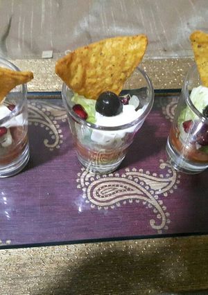 A picture of Multilayered dip.