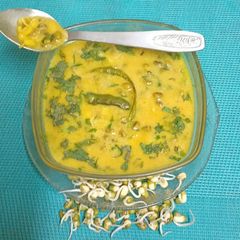 A picture of Dahiwale Khatta Moong Curry. (Gujarati khatta Moong).