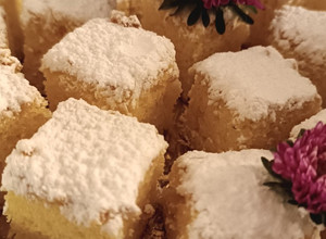 Una foto de Torta fácil de limón con Licuadora