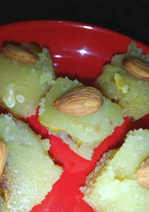 A picture of Suji ka halwa.