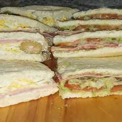 A picture of (KETO) Sándwiches DE MIGA.