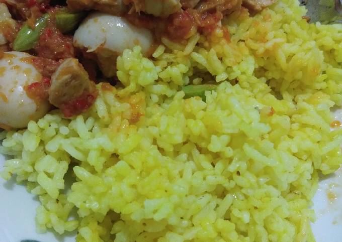 Bahanbahan Nasi kuning simpel Yang Enak Untuk