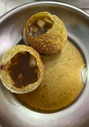 गोलगप्पे(golgappe recipe in hindi) रेसिपी मुख्य फोटो