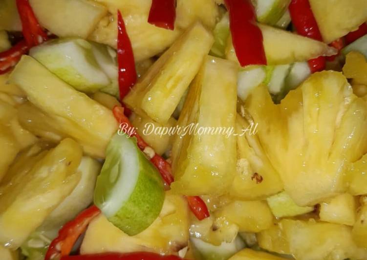 Resep Acar nanas oleh Dapur Mommy AL - Cookpad
