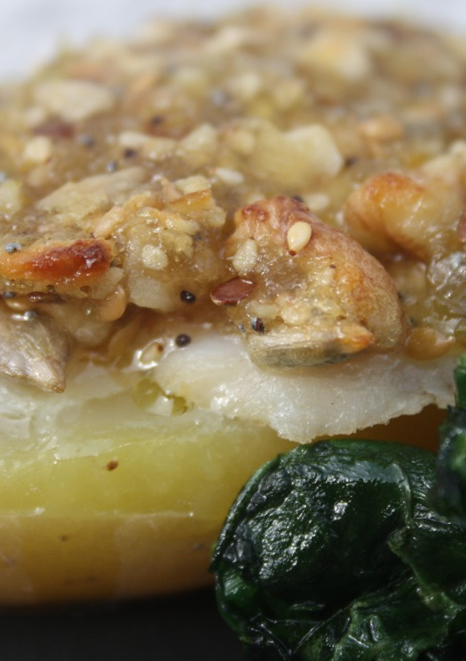 Una foto de Melmelada de ceba tendra amb cúrcuma i vi blanc dolç