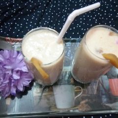 A picture of Chikoo Milkshake.