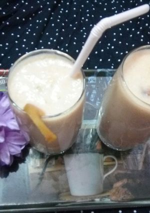 A picture of Chikoo Milkshake.