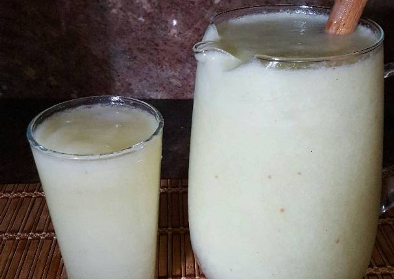 Agua fresca de tunas verdes