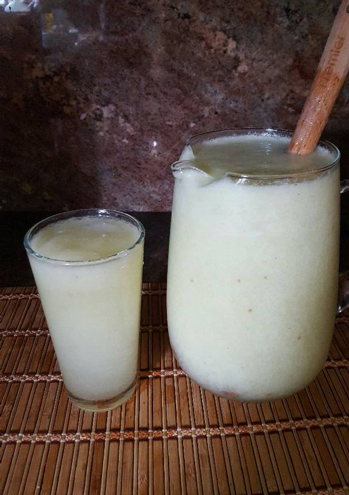 Una foto de Agua fresca de tunas verdes