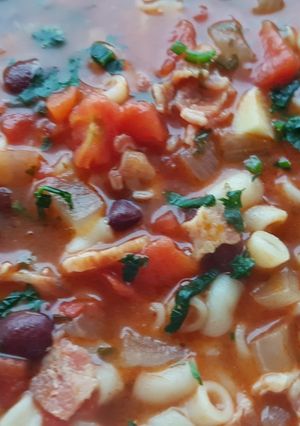 Una foto de Sopa de Otoñal de Judías y Pasta