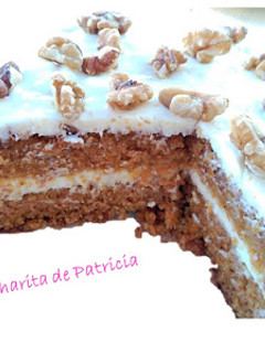 Foto principal de Tarta de Carrot Cake con frosting de naranja